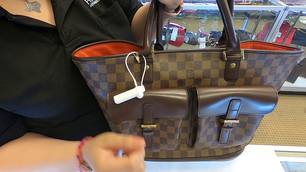 LOUIS VUITTON Damier Ebene Bucket GM Shoulder Bag