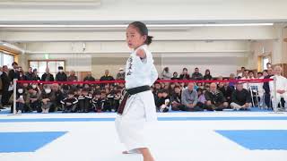 Karate girl  'Mahiro Takano' 11 years old. incredible awesome performance.