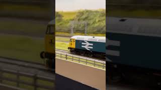 The cavalex class 47, first painted sample on Making Tracks during Key Model Worlds NEC show 2026