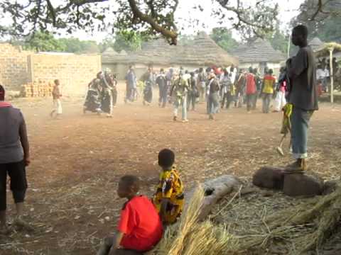 Download Dundunba Dance - Kon (Gbdeno, December 2011)