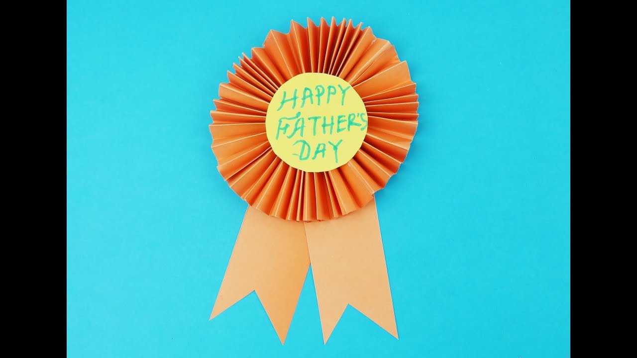 how-to-make-a-badge-with-paper-for-father-s-day-dia-making-badge-with