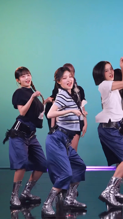 Heya Heya with IVE!! 🥳#IVE #HEYA #IVEHEYA #GAEUL #REI #YUJIN #shorts
