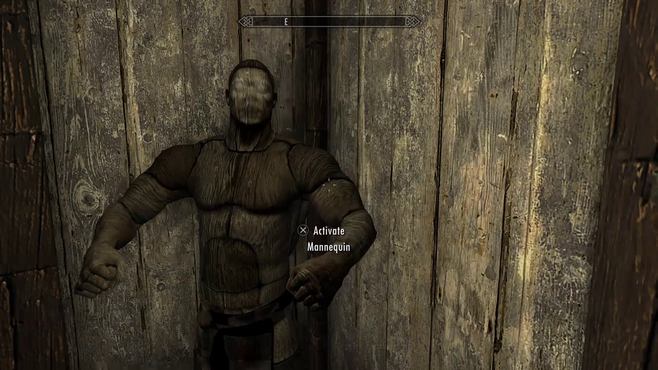 Skyrim Creepy Mannequin Glitch - YouTube