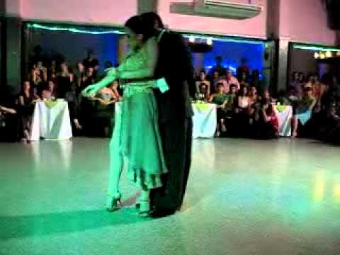 Max Van De Voorde y Solange Acosta (2/4)