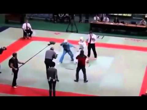 მსაჯი გაგიჟდა