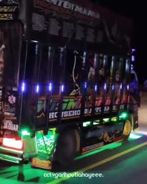 story wa truk new srikandi
