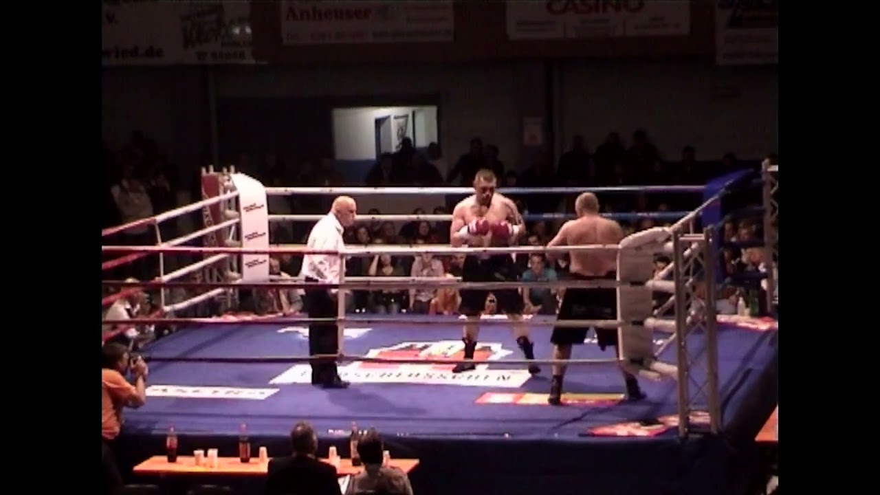 Fight Club Wuppertal präsentiert: Werner Kreiskott vs Willy de Ox Fischer