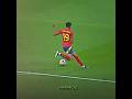 لامين يامال يداعب دفاع البرازيل