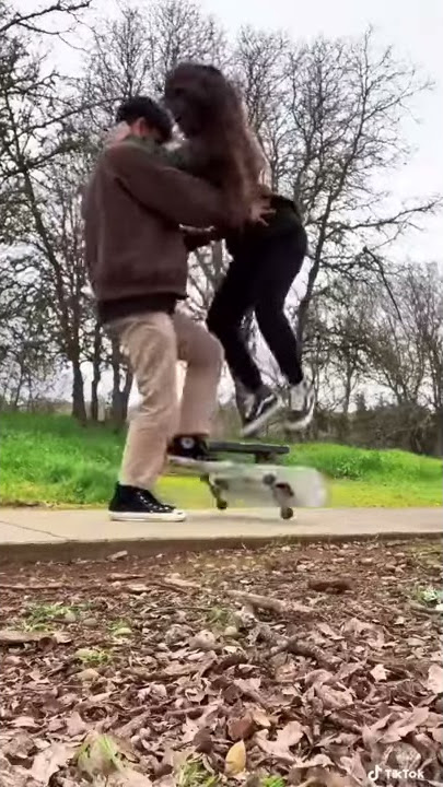 Roleplay couple skating video lol