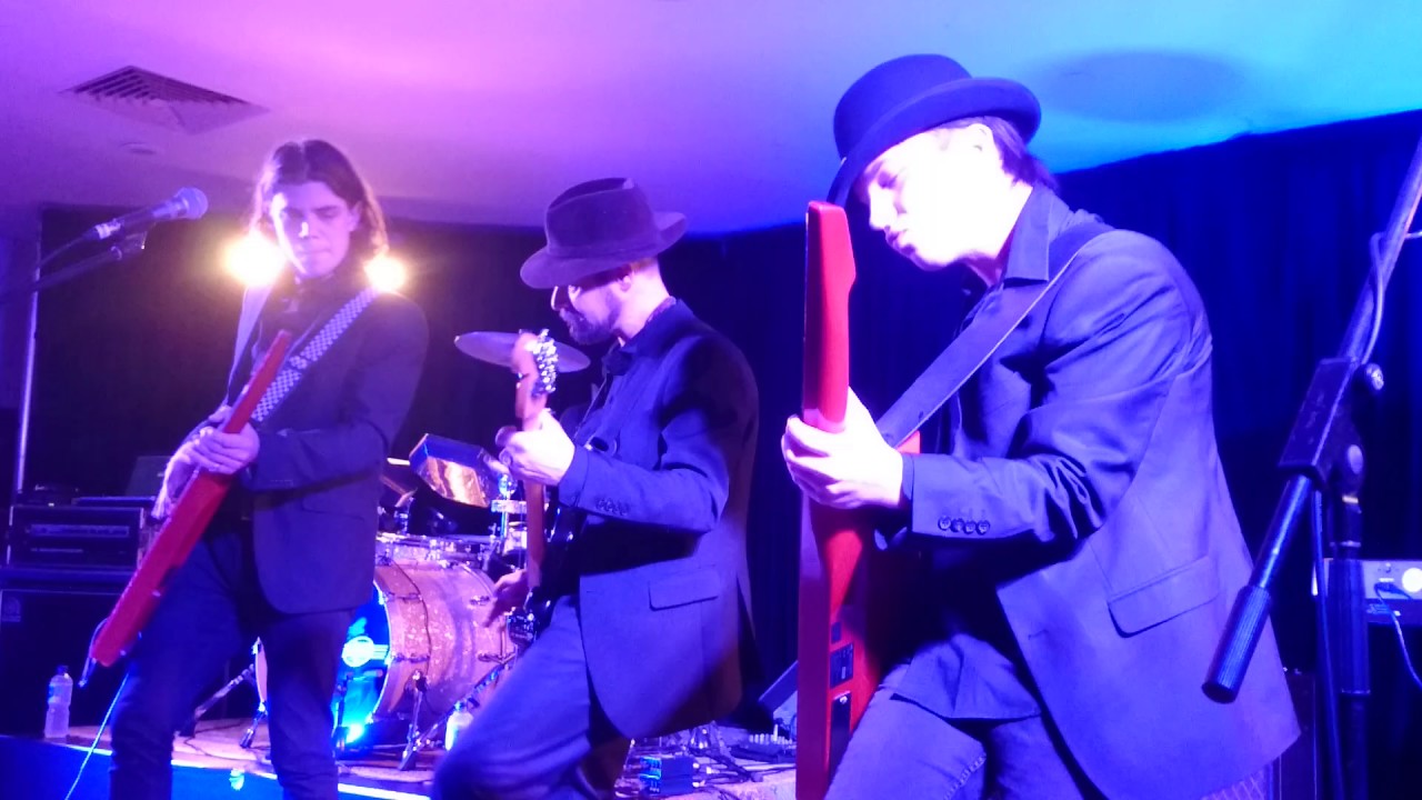 Pseudo Echo A Beat For You (live) Northshore Tavern, Perth 2017 YouTube Pseudo Echo A Beat For You (live) Northshore Tavern, Perth 2017 YouTube