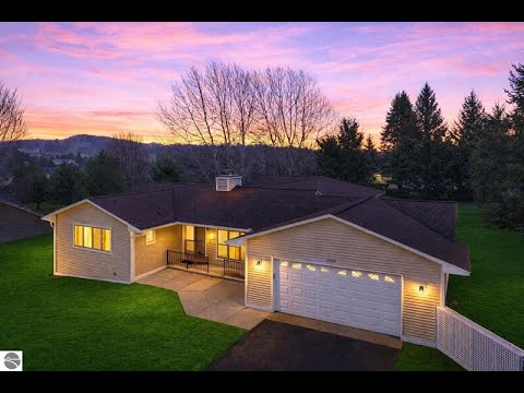 5529 Heritage Way, Traverse City, MI home video tour