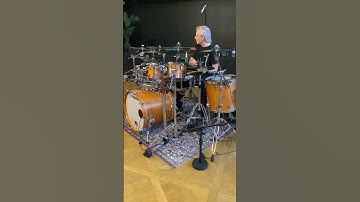 Dave Weckl explain half time shuffle at Buddy drum camp 2025
