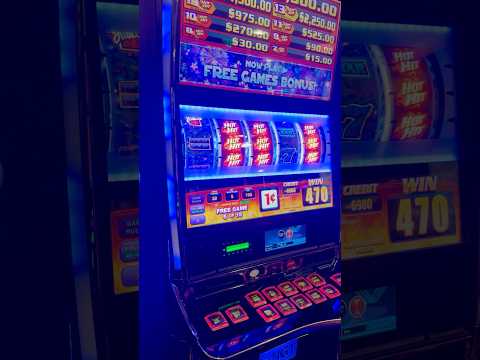 Casino Royale (2006) Miniatures and visual effects reel..