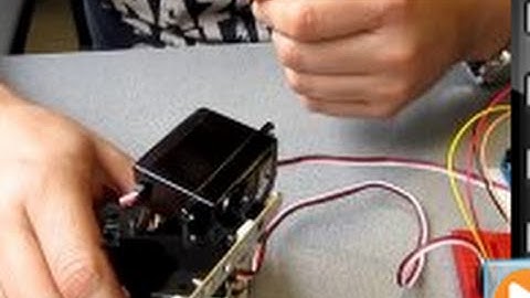 Tutorial Arduino: Programando dos servomotores