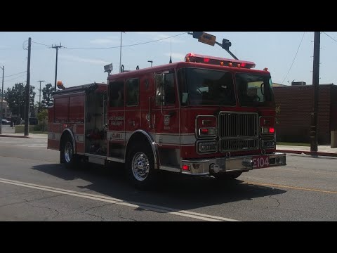 LAFD Engine 104 (Reserve) Responding
