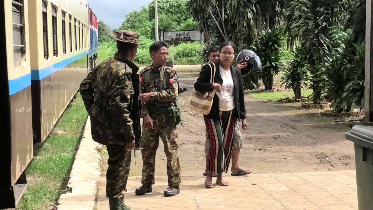 Myanmar Railways (Burma) - Pyin Oo Lwin-Hsipaw, shunting, crossing Gokteik Viaduct amaizing stations