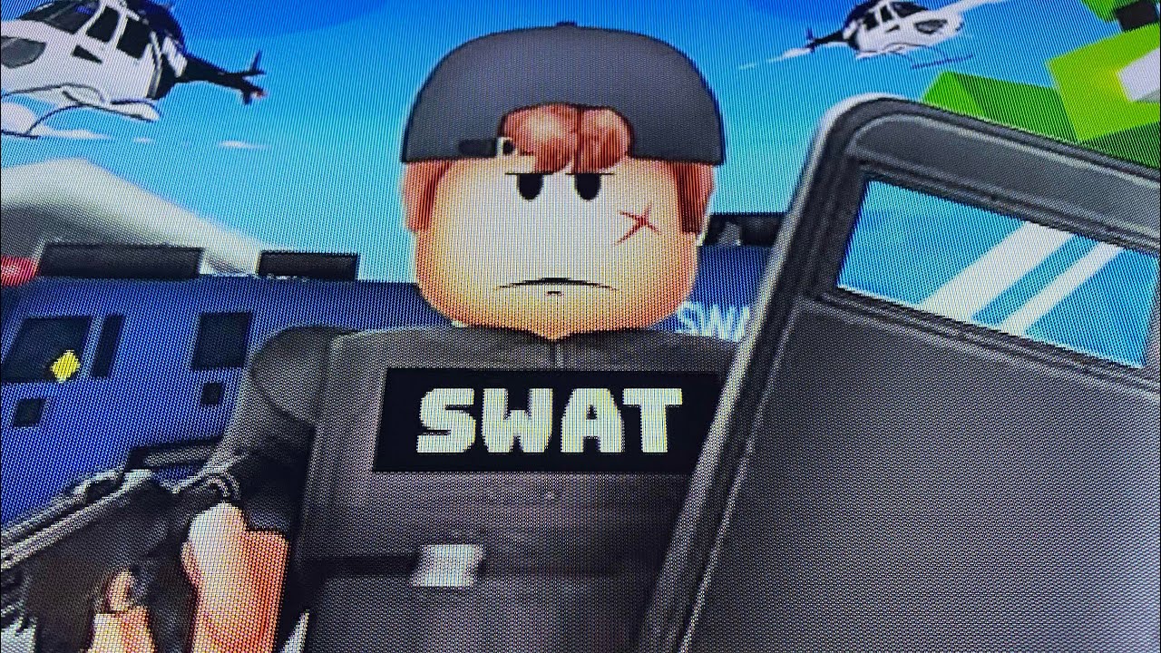 I started my a swat team in Brookhaven rp!!