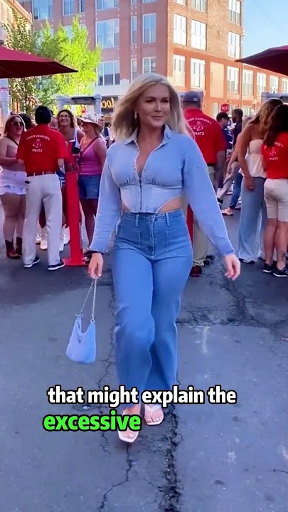 Caroline’s look at Trump seemed a bit flirtatious #shorts #shortvideo #celebrity #trump #caroline
