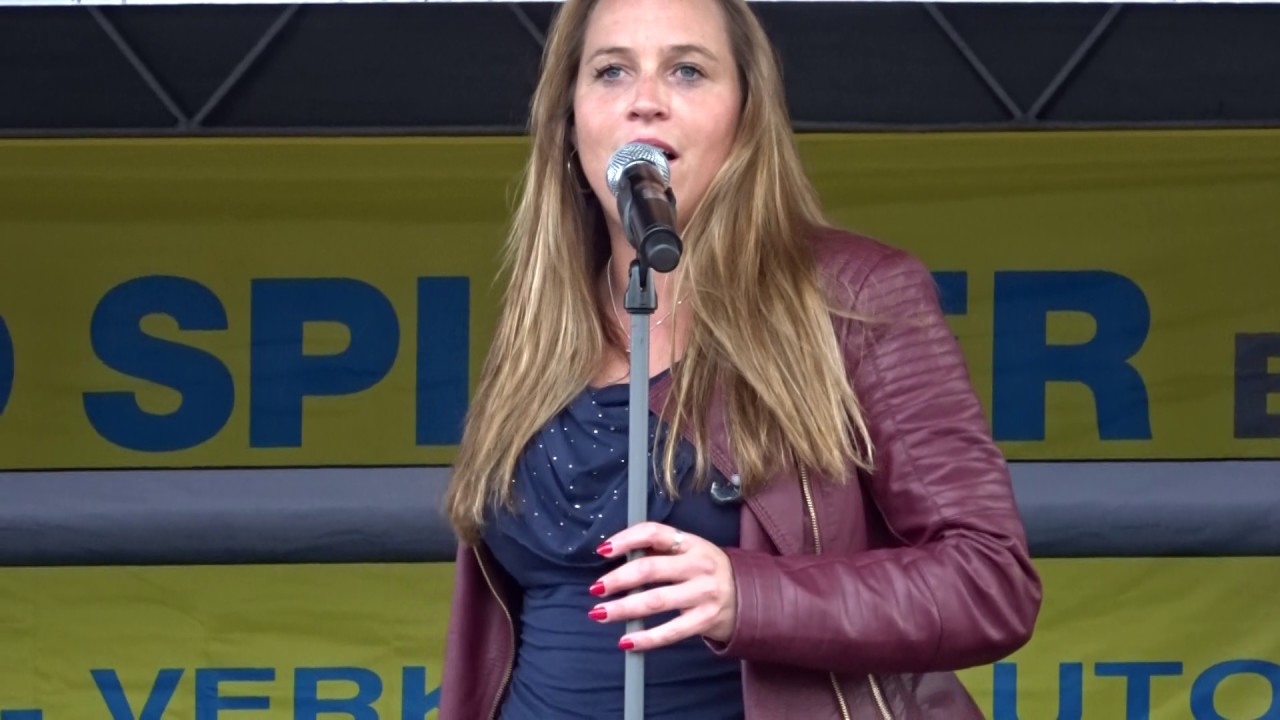 isabella smit op de jaarmarkt Loenen aan de vecht! 2 YouTube isabella smit op de jaarmarkt Loenen aan de vecht! 2 YouTube