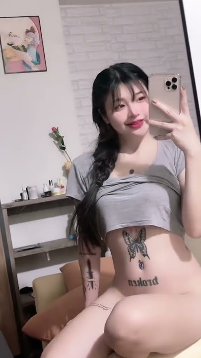 Cewek Tato Sexy Hot gak pakai Celana bikin sange berat uhh 🥵💦💦💦 #fypシ #tiktok #shorts #bigbang #fyp