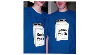 Watch Sonic Youth Unwind video