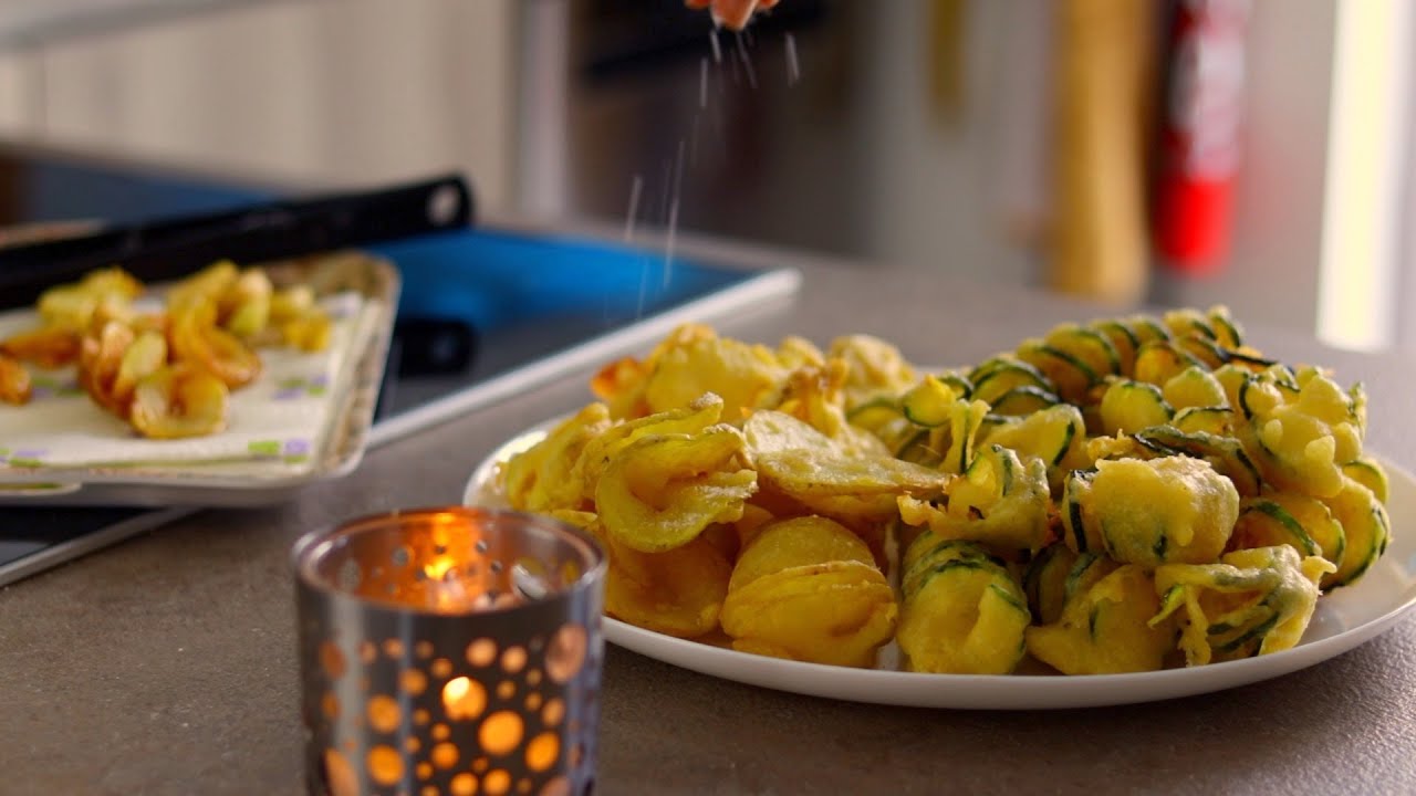 Felicità croccante. Zucchine e patate in pastella senza uova #67 - YouTube