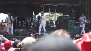 Me First And The Gimme Gimmes - "Country Roads" - Amnesia Rockfest 2014 / Montebello - 21/06