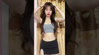 ស្រីស្អាតរាំ tixtok ❤️💦 #video #shortvideo #funny #tixtok #sleepmusic #sensen #videoai