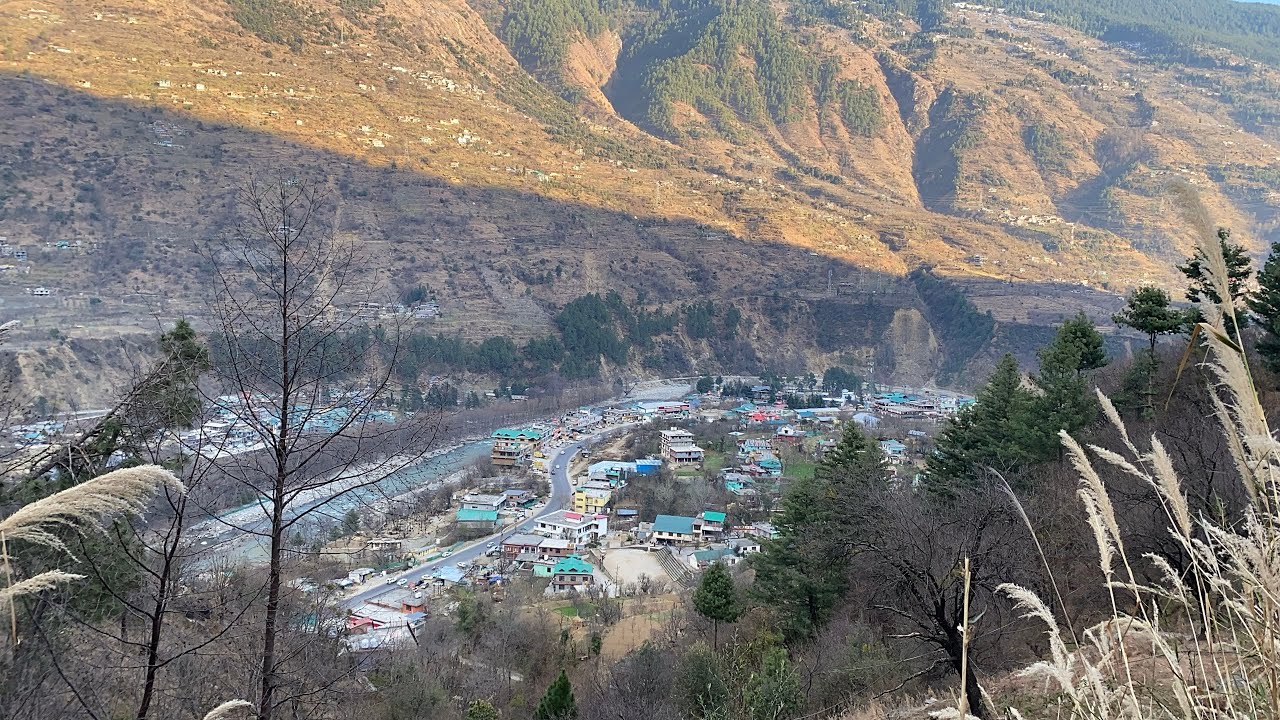 Monday ko schoo ke liye let ho gya. 