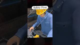 ⚠️⚠️⚠️  safety first, guys‼️Follow for more @ohs.daily