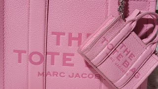 What's In My Marc Jacobs tote bag in Fluro candy