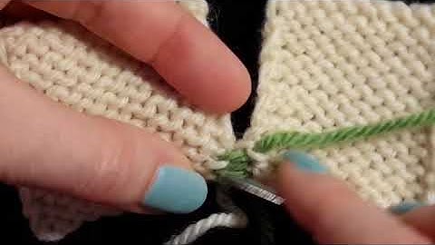 Mattress Stitch Seam in Reverse Stockinette