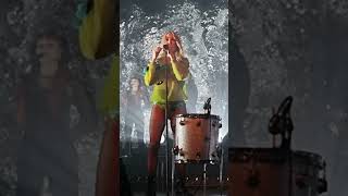 Ellie Goulding singing Frozen.  A Madonna cover.  Live at the 3 Olympia Dublin 16.10.23