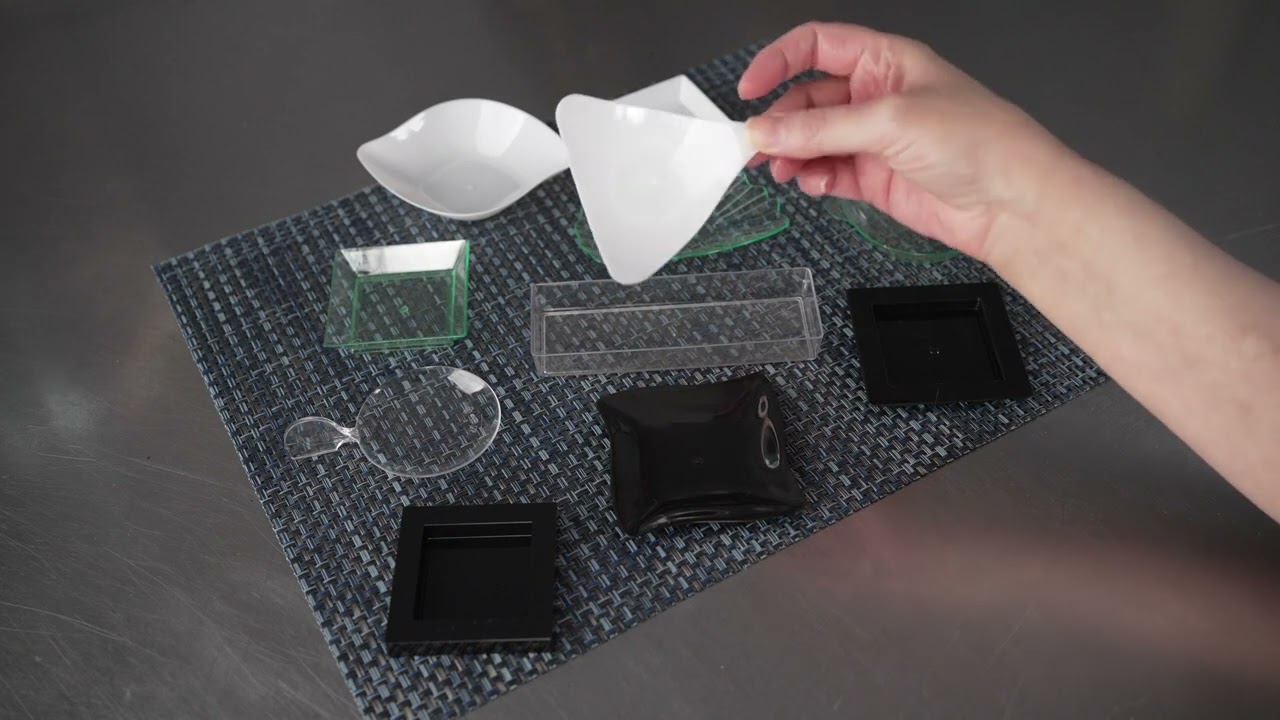 Mini Plastic Plates - Restaurantware