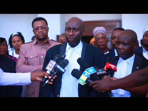 HATIMAYE HUKUMU KESI YA MPINA MAJAJI WASEMA HAYA LEO WAKILI ATEMA CHECHE BADO KIZUNGUMKUTI