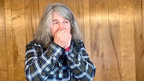 Push-up Contest Between Squirrel Visits