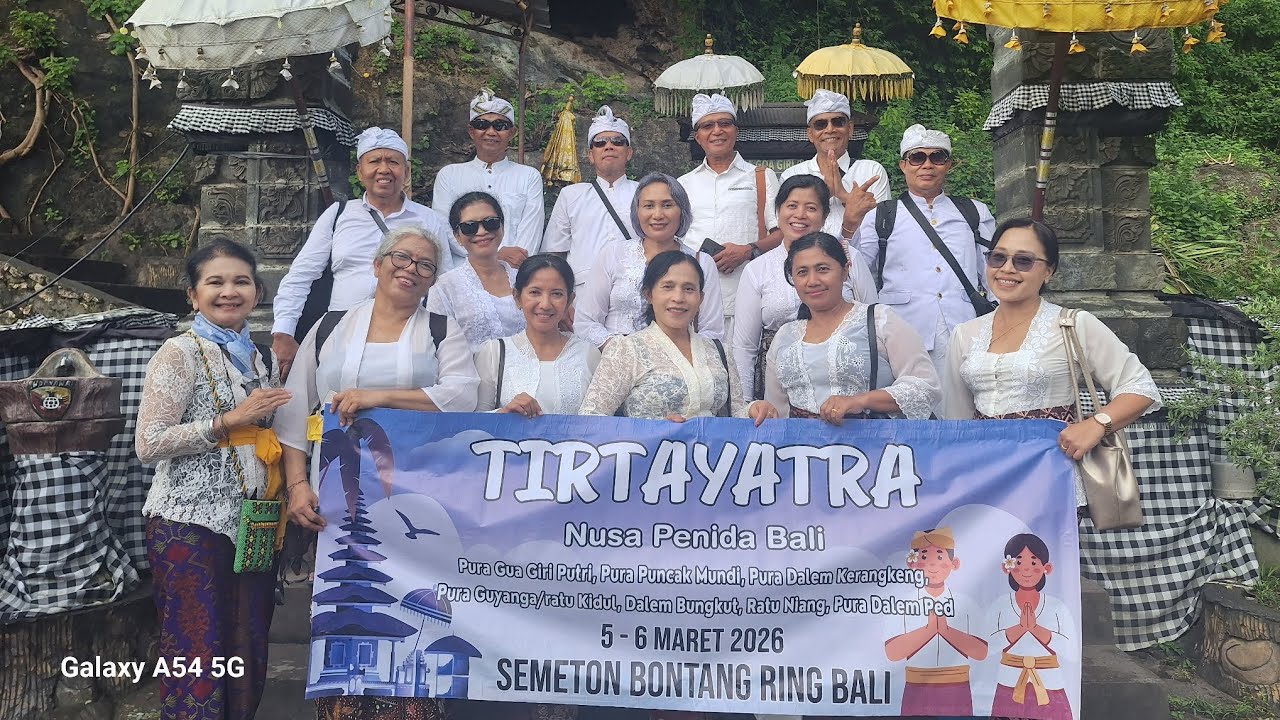 Wisata Rohani ke Pura Gua Giri Putri, Nusa Penida