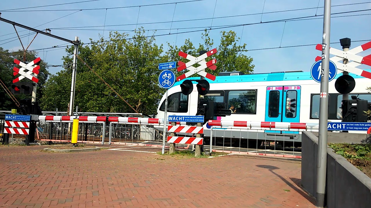 Spoorwegovergang Duiven