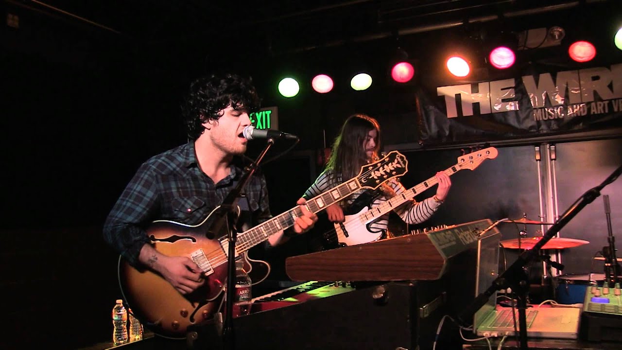 Happy Body Slow Brain - Tour