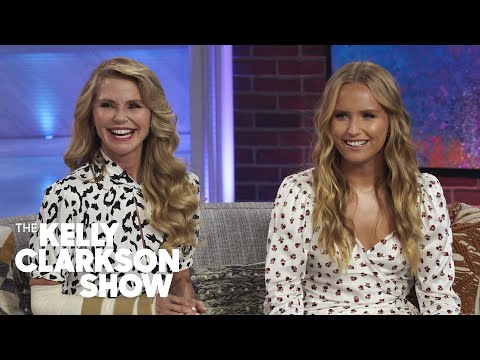 christie-brinkley-never-had-so-much-fun-breaking-a-bone-on-‘dancing-with-the-stars’