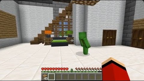JJ and Mikey HIDE from Scary Mimics in Minecraft - Maizen ?!
