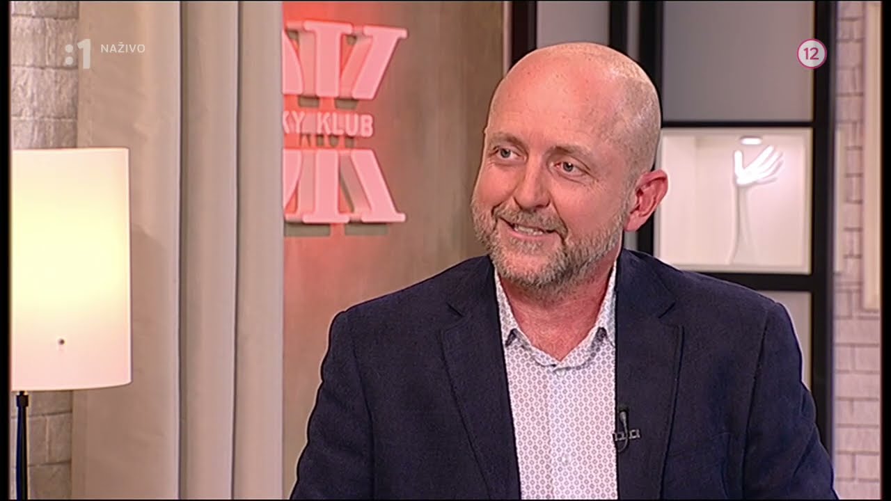 Primár MUDr. Radovan Piovarči v Dámskom klube na tému ICL fakické šošovky