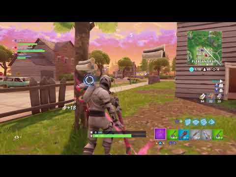 FORTNITE | PS4 | WHITE KNIGHT SKIN | MY FIRST TIME KILLING A WHOLE SQUAD