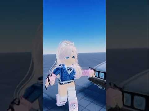 ROBLOX run away from his car