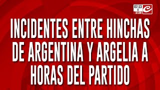 Se pudrió todos: hinchas de Argentina y Argelia a las piñas en Nueva York