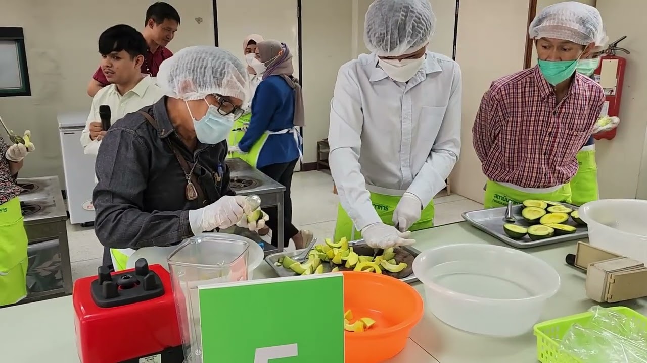 อะโวคาโด้ vlog ep.147 การแปรรูปผลอะโวคาโด้แช่แข็งและผงอะโวคาโด้