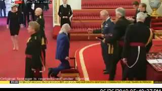 Video thumbnail of "Arise Sir Barry Gibb"