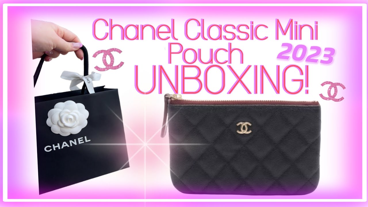 chanel classic mini pouch