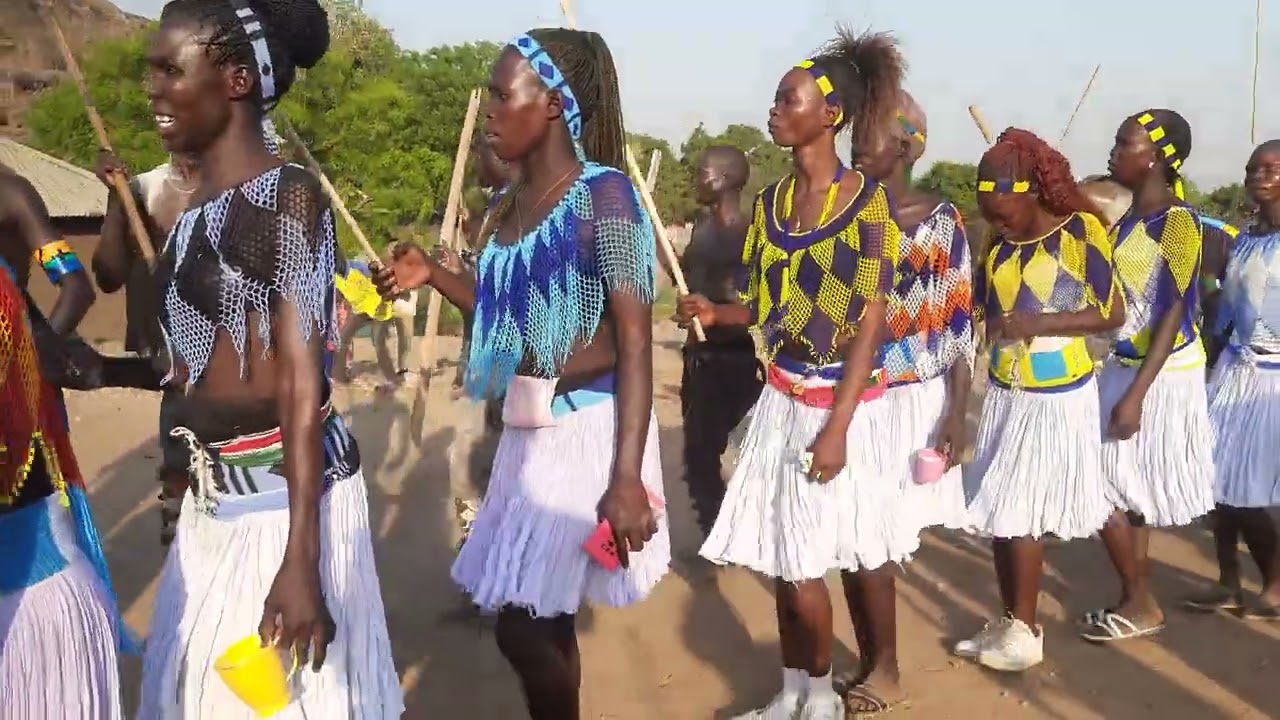 Eyang gnyio heboto, 1 Jan 2025.