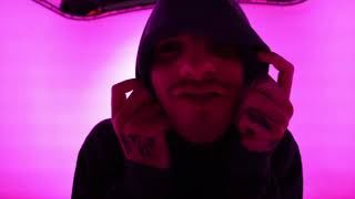 Video thumbnail of "Yxngxr1 - Pigeons Official Video (FLASH WARNING)"